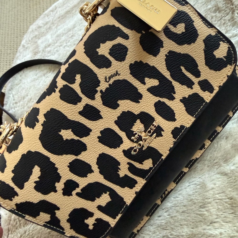 Coach Klare Crossbody Bag With Leopard Print - Picture 2 of 10